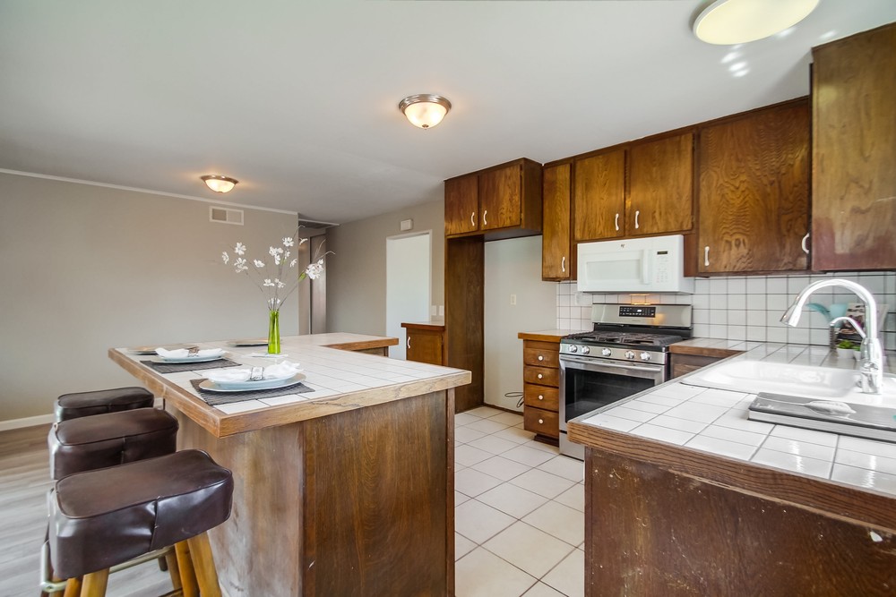 Virtual tour photo 28 of 64 for 10710 Foxwood Rd