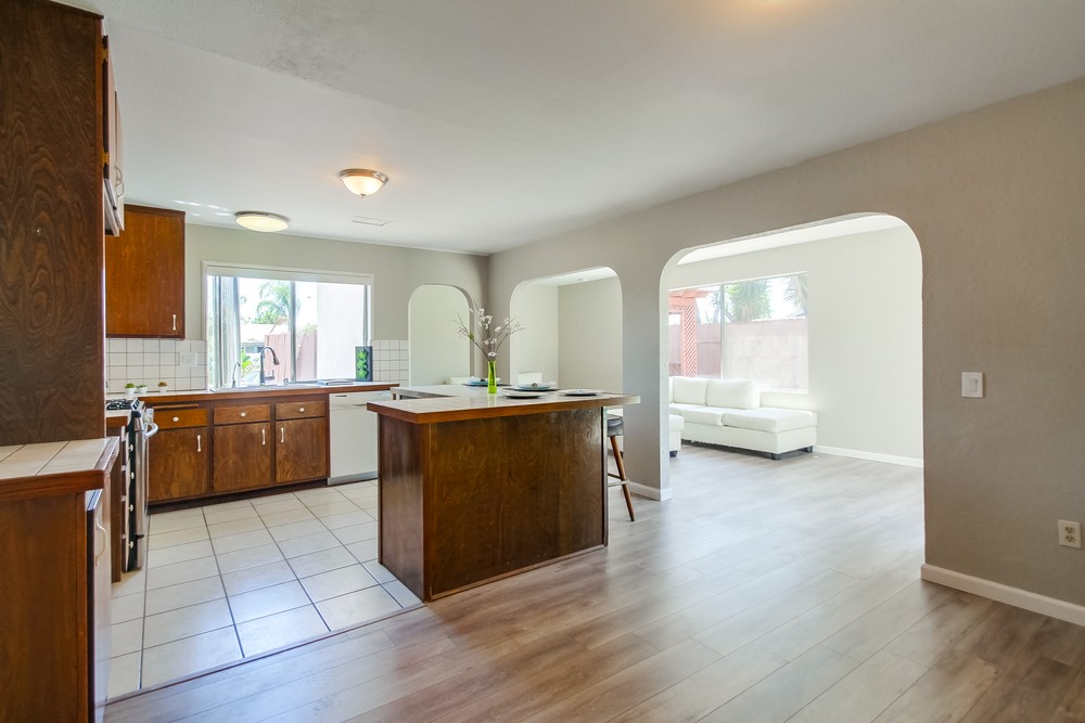 Virtual tour photo 32 of 64 for 10710 Foxwood Rd
