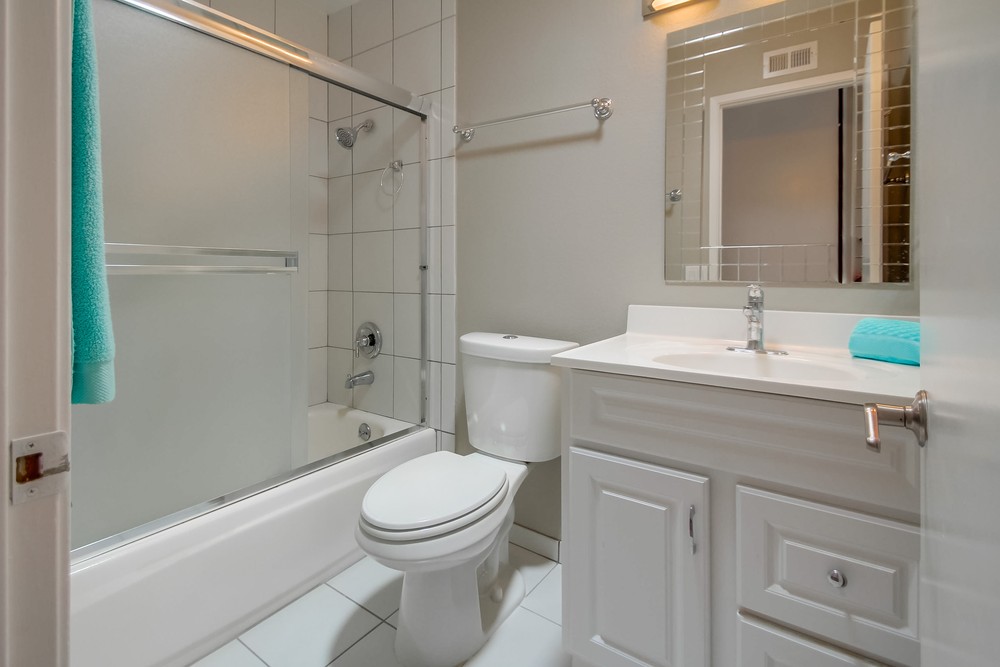 Virtual tour photo 42 of 64 for 10710 Foxwood Rd