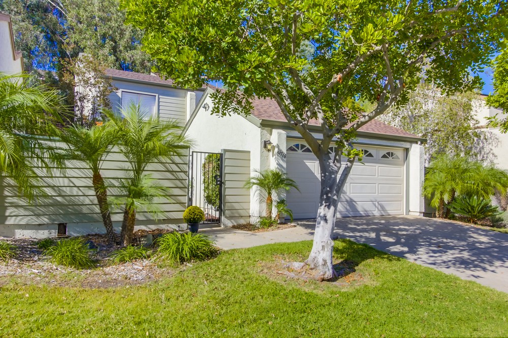 Virtual tour photo 3 of 59 for 10718 Portobelo Dr