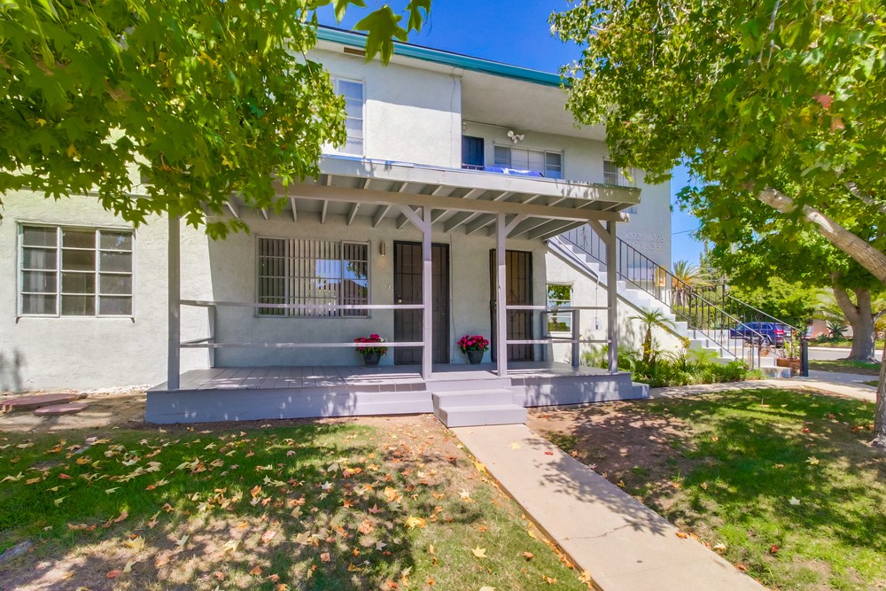 Virtual tour photo 3 of 21 for 1072 Turquoise St