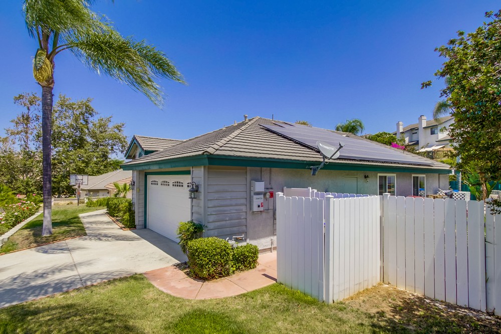 Virtual tour photo 5 of 39 for 10728 Matinal Cir