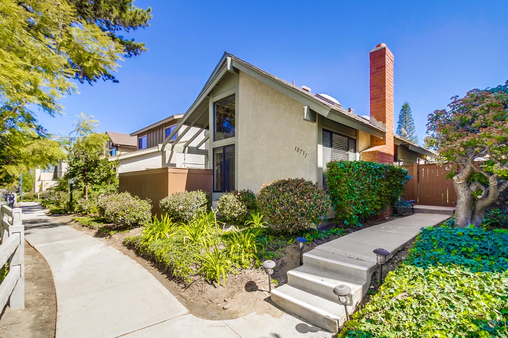 Virtual tour photo 6 of 67 for 10731 Esmeraldas Dr