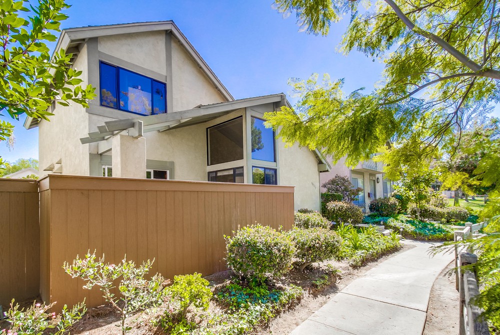Virtual tour photo 7 of 67 for 10731 Esmeraldas Dr