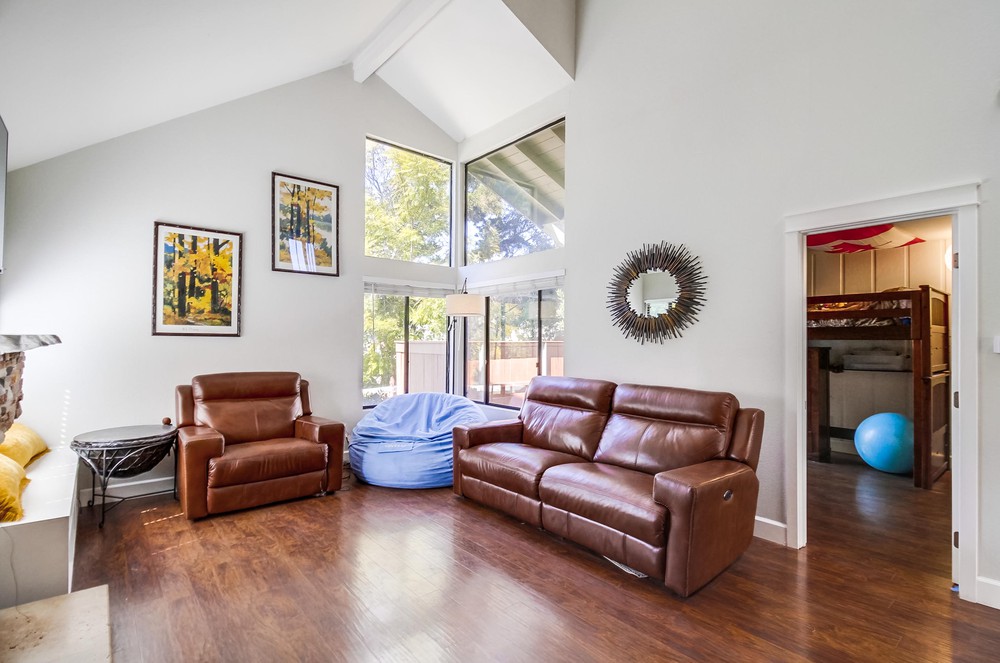 Virtual tour photo 14 of 67 for 10731 Esmeraldas Dr