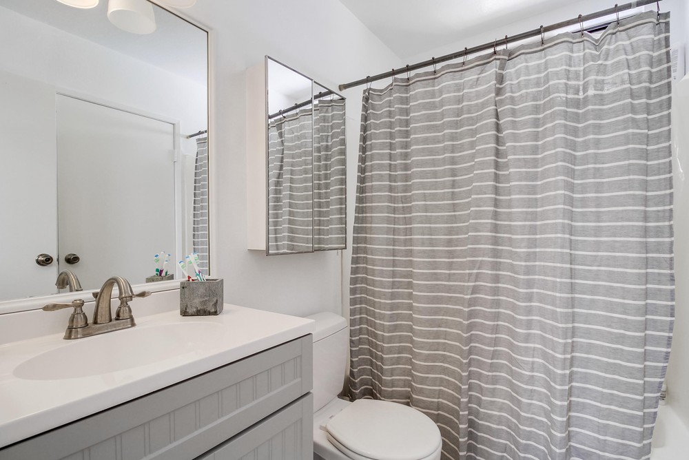 Virtual tour photo 39 of 67 for 10731 Esmeraldas Dr