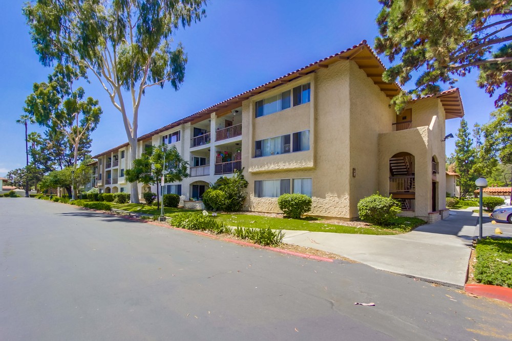Virtual tour photo 1 of 30 for 10737 San Diego Mission Rd #318