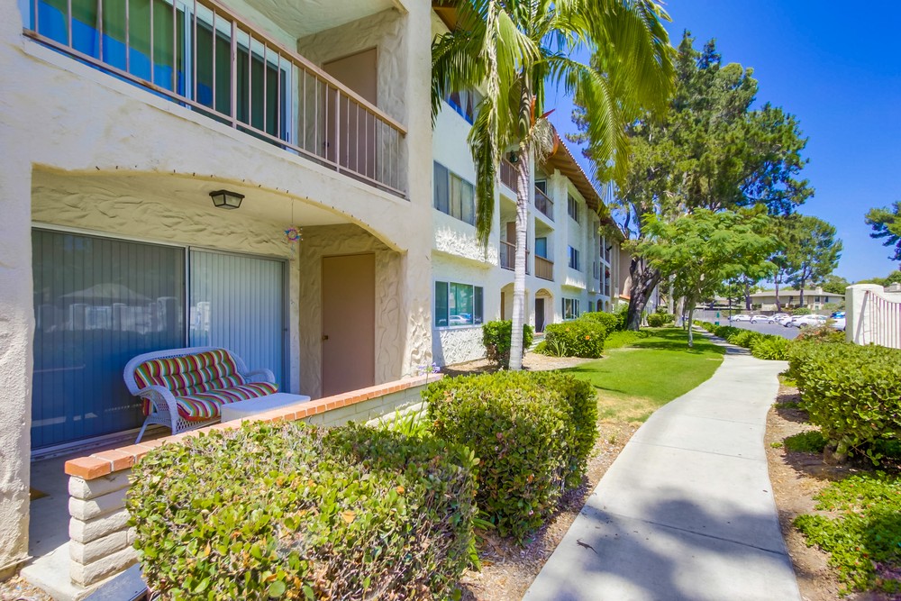 Virtual tour photo 27 of 30 for 10737 San Diego Mission Rd #318