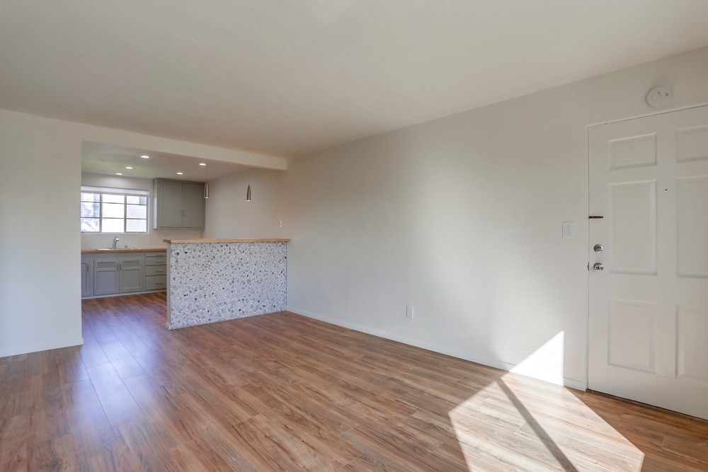 Virtual tour photo 10 of 28 for 1074 Turquoise St