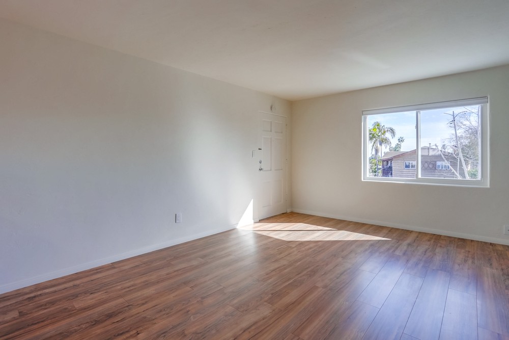Virtual tour photo 11 of 28 for 1074 Turquoise St