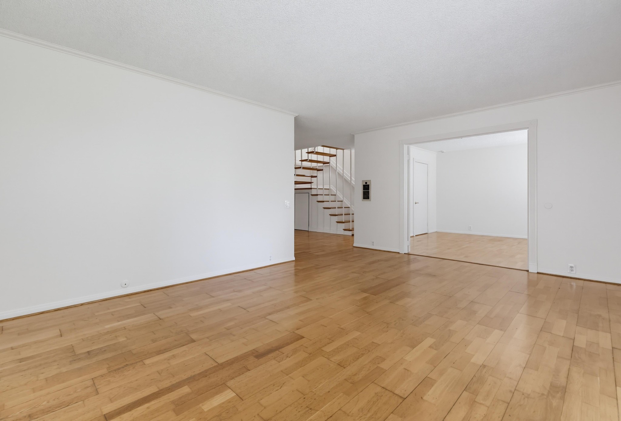 Virtual tour photo 10 of 66 for 10740 Caminito Bravura