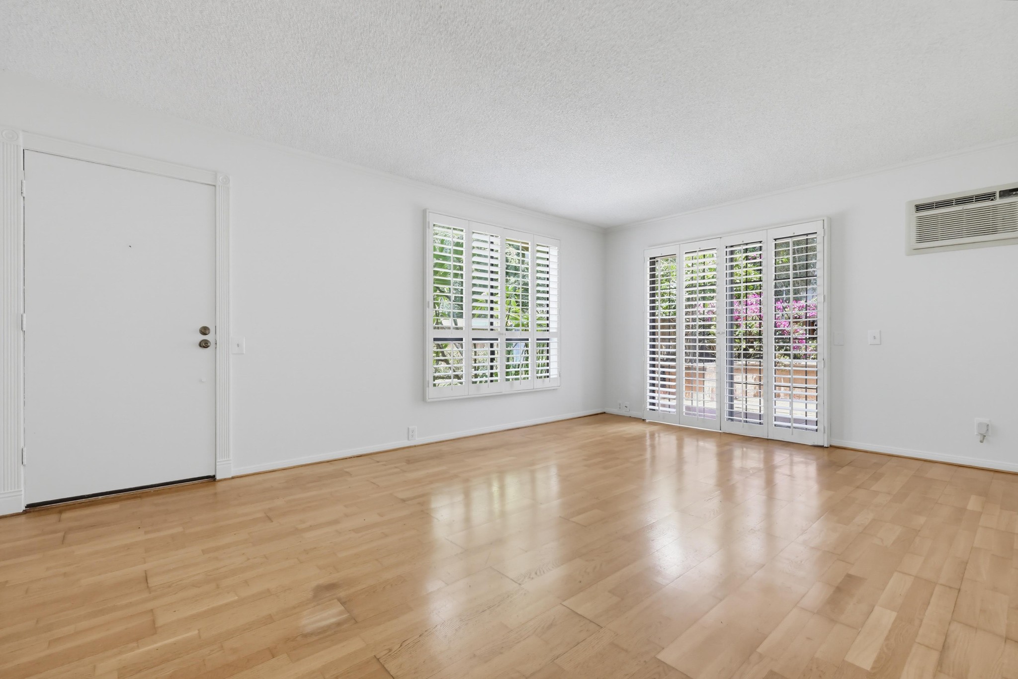 Virtual tour photo 12 of 66 for 10740 Caminito Bravura