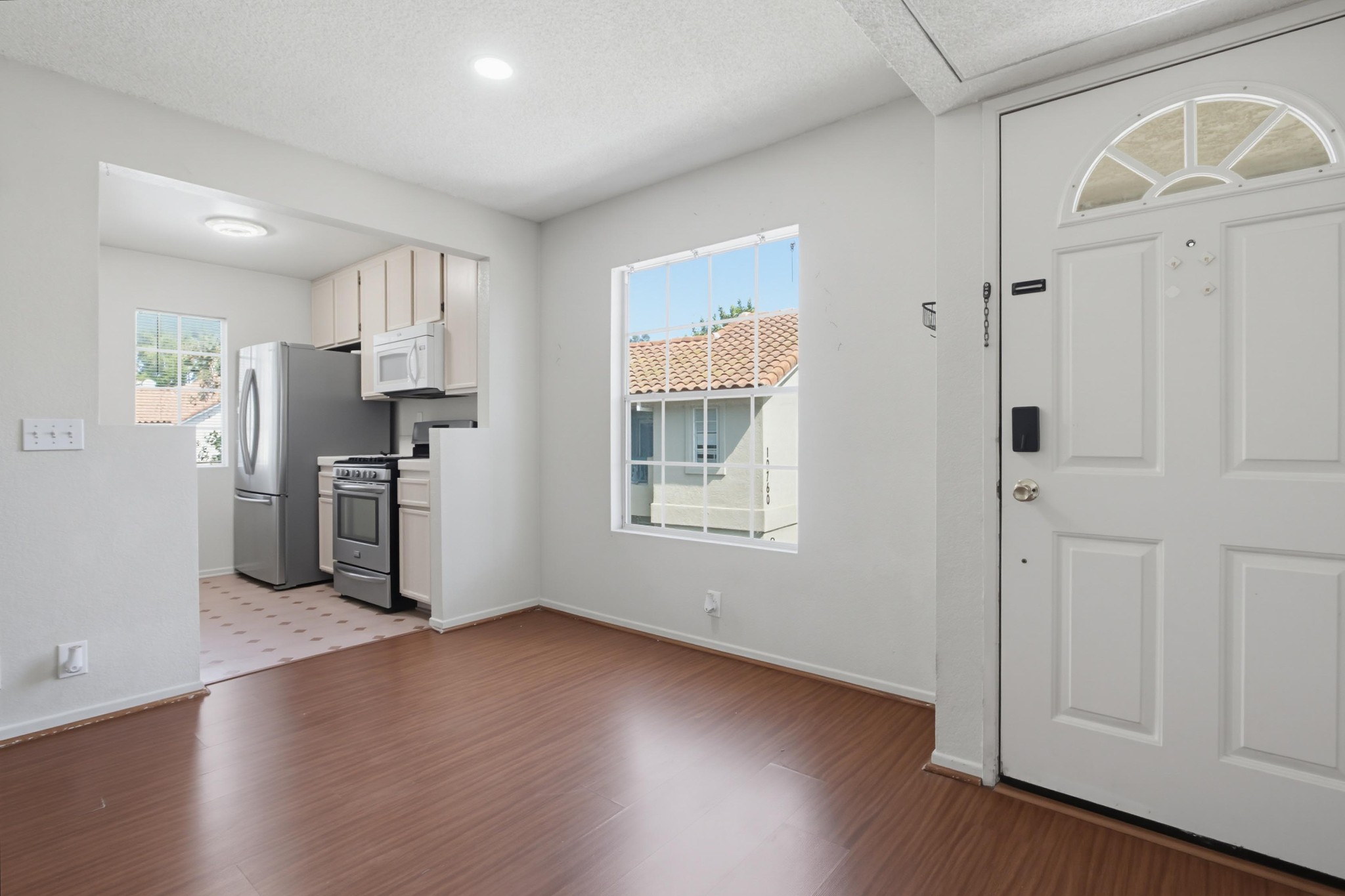 Virtual tour photo 14 of 43 for 10750 Aderman Ave Apt 80