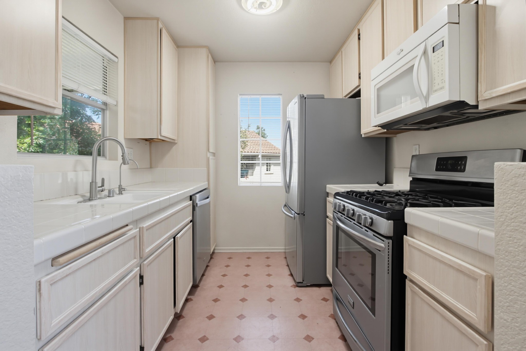 Virtual tour photo 15 of 43 for 10750 Aderman Ave Apt 80