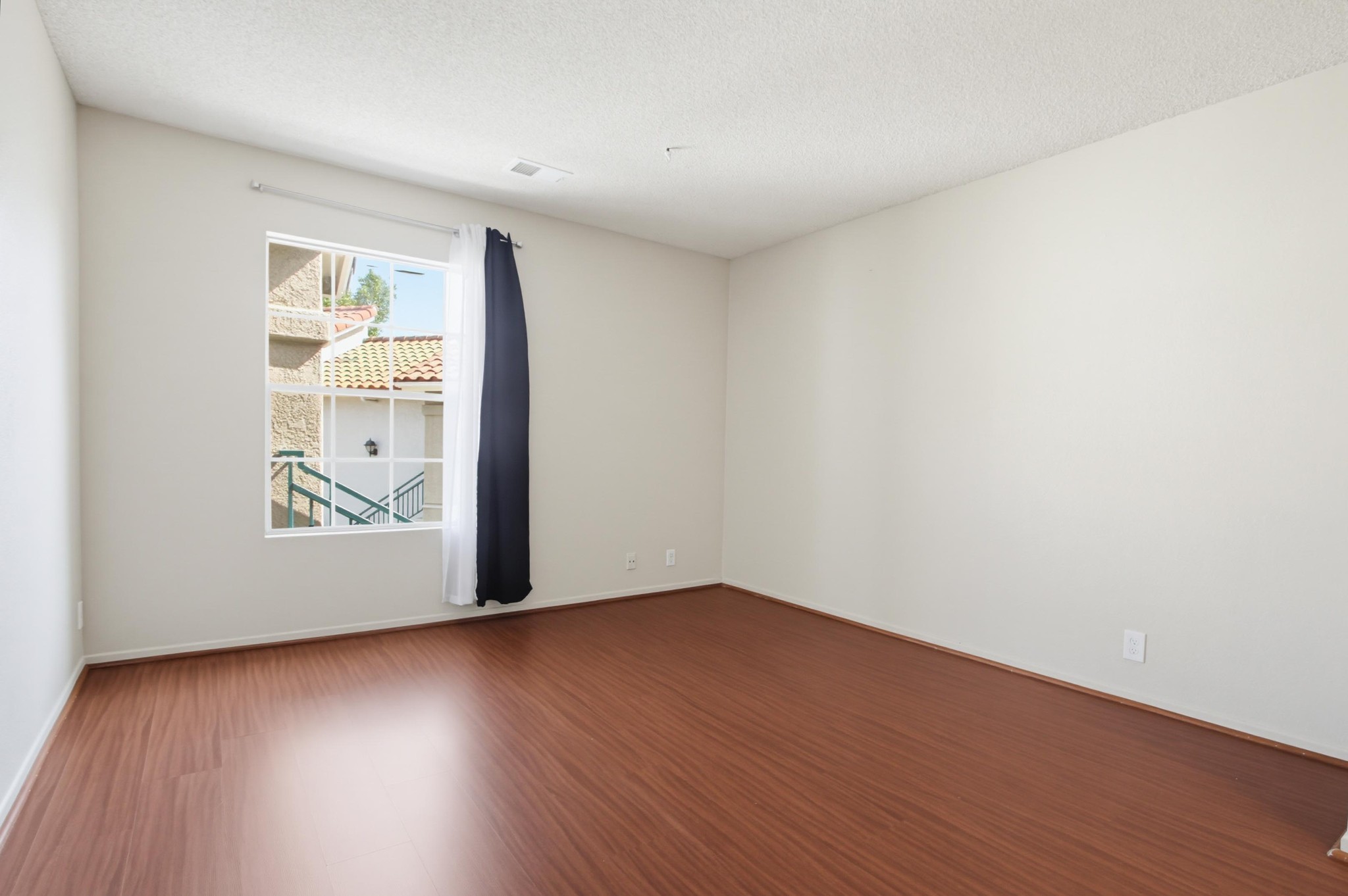 Virtual tour photo 19 of 43 for 10750 Aderman Ave Apt 80