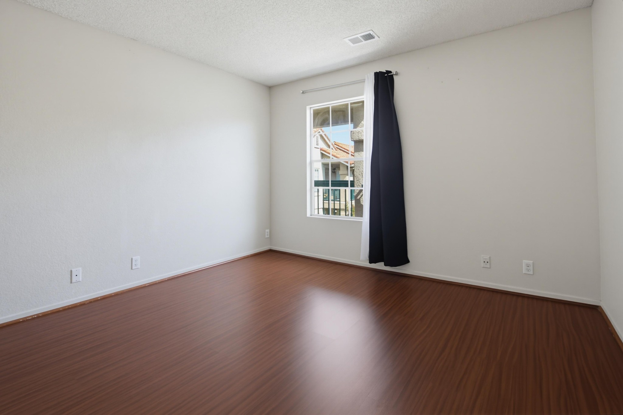 Virtual tour photo 20 of 43 for 10750 Aderman Ave Apt 80