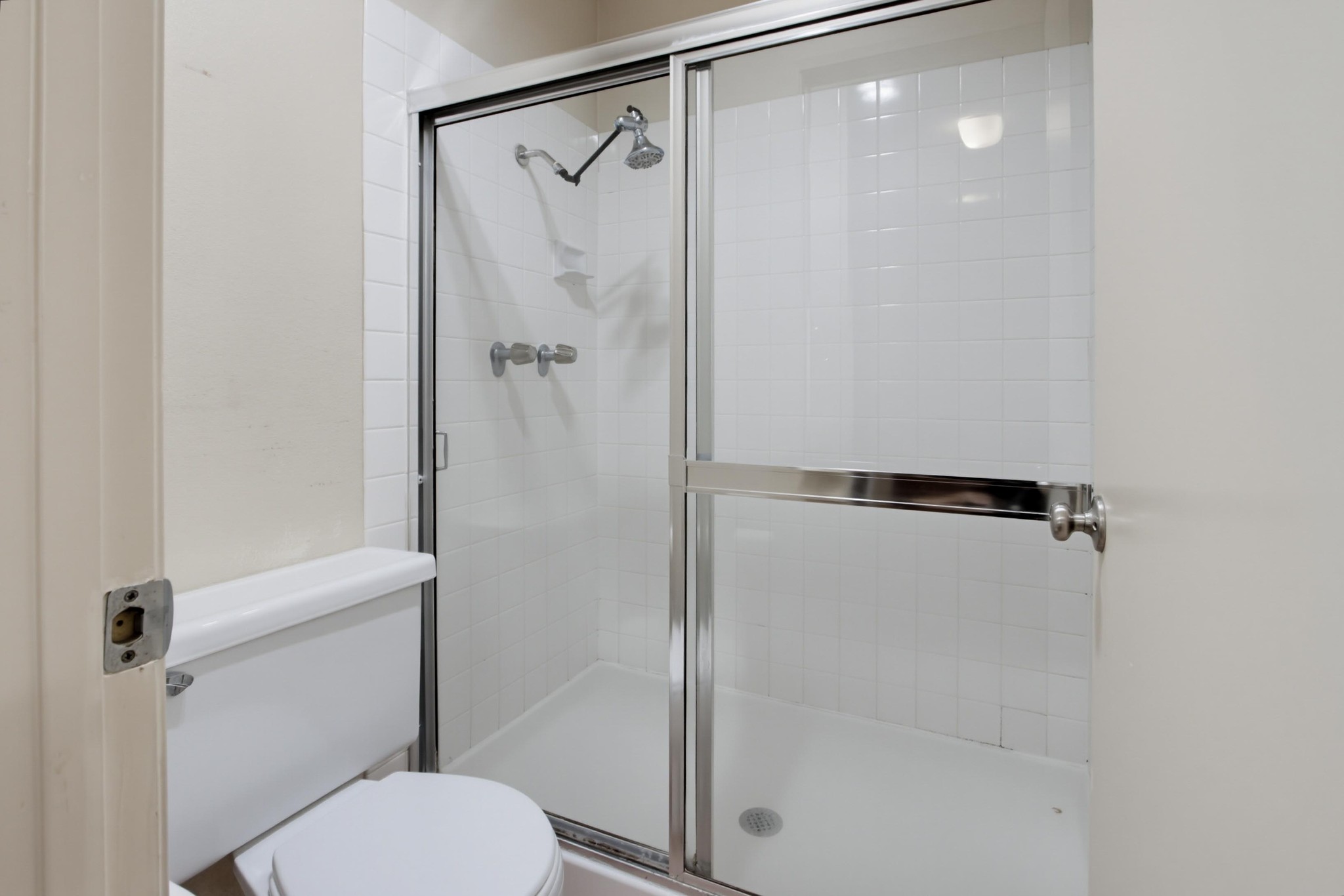 Virtual tour photo 25 of 43 for 10750 Aderman Ave Apt 80