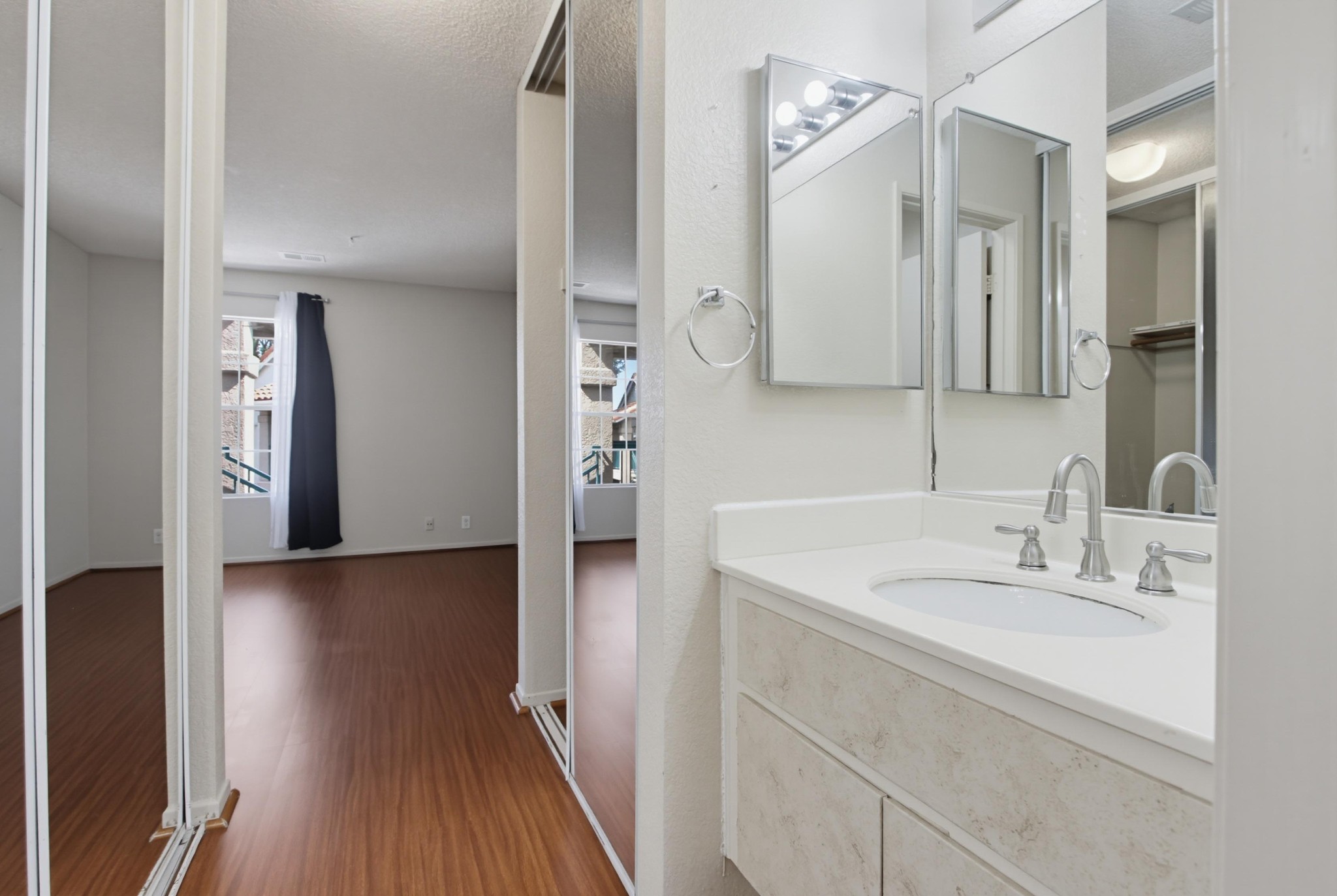 Virtual tour photo 26 of 43 for 10750 Aderman Ave Apt 80