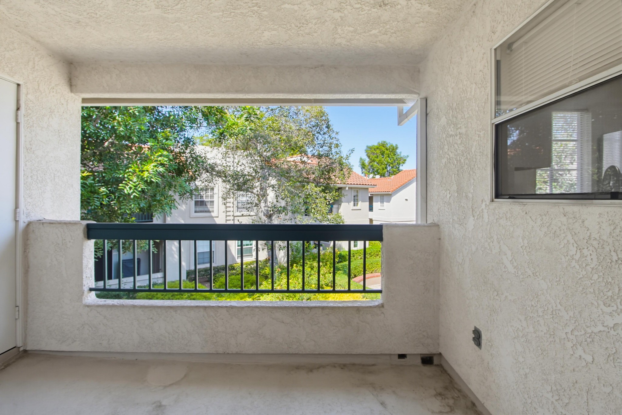 Virtual tour photo 38 of 43 for 10750 Aderman Ave Apt 80