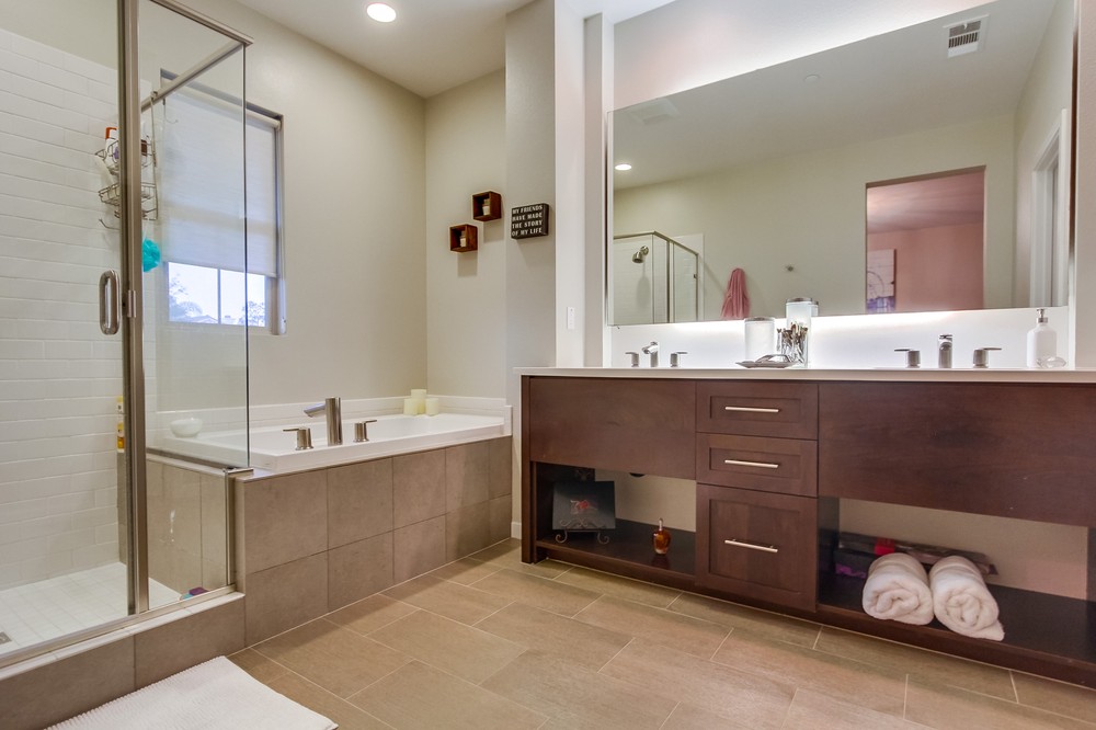 Virtual tour photo 30 of 71 for 10752 New Grove Trail #74