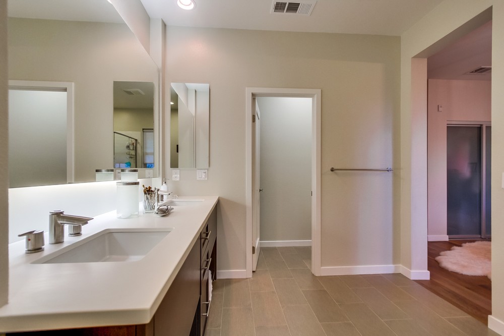 Virtual tour photo 33 of 71 for 10752 New Grove Trail #74
