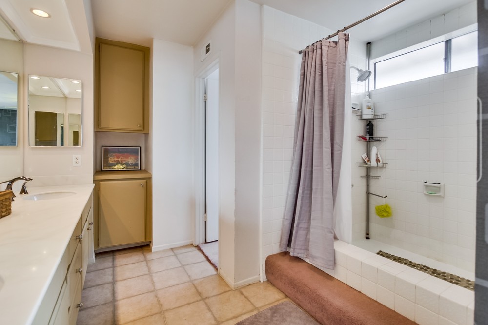 Virtual tour photo 29 of 49 for 10755 Old Saybrook Drive