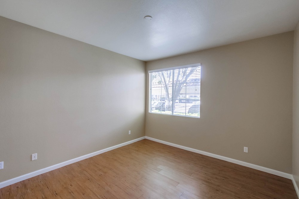 Virtual tour photo 16 of 30 for 10756 Sabre Hill Dr
