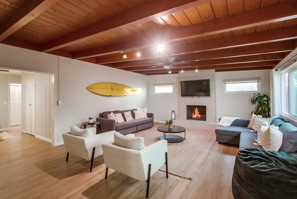 Virtual tour photo 18 of 82 for 1076 Pacific Beach Dr