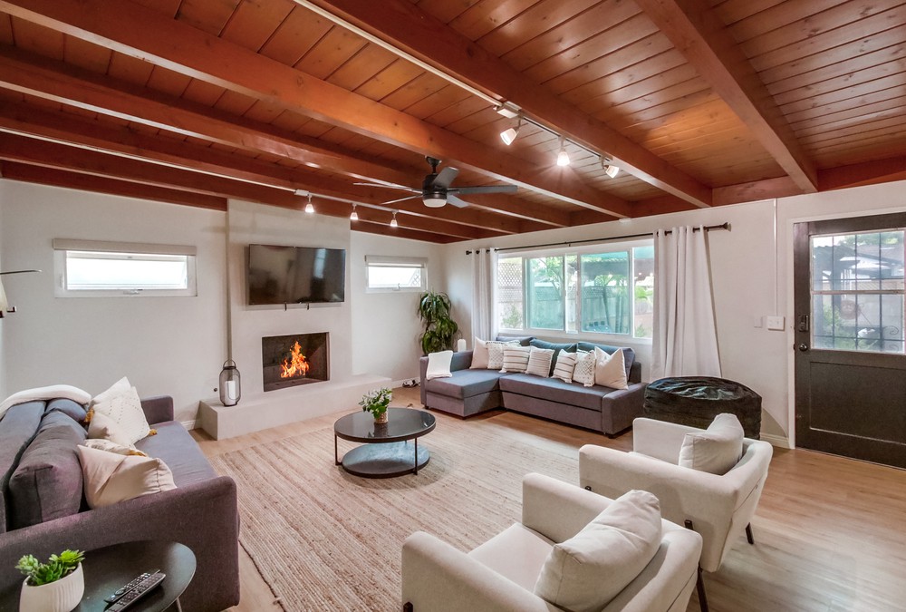 Virtual tour photo 19 of 82 for 1076 Pacific Beach Dr