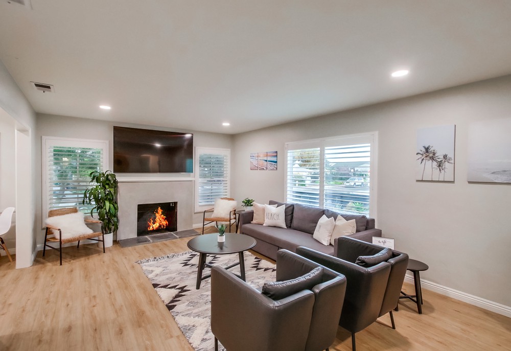 Virtual tour photo 40 of 82 for 1076 Pacific Beach Dr