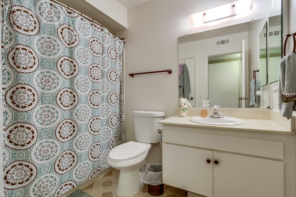 Virtual tour photo 21 of 36 for 10763 Esmeraldas Drive