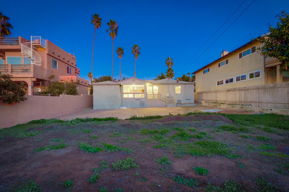 Virtual tour photo 9 of 61 for 1078 Devonshire Dr