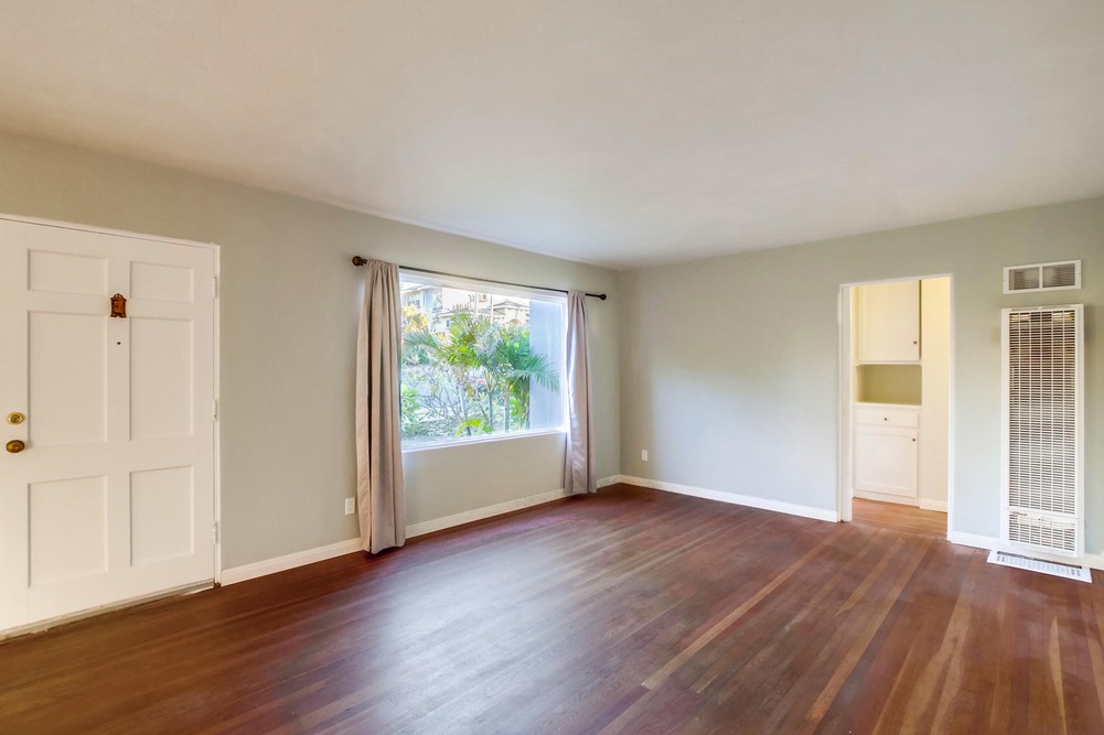 Virtual tour photo 18 of 61 for 1078 Devonshire Dr