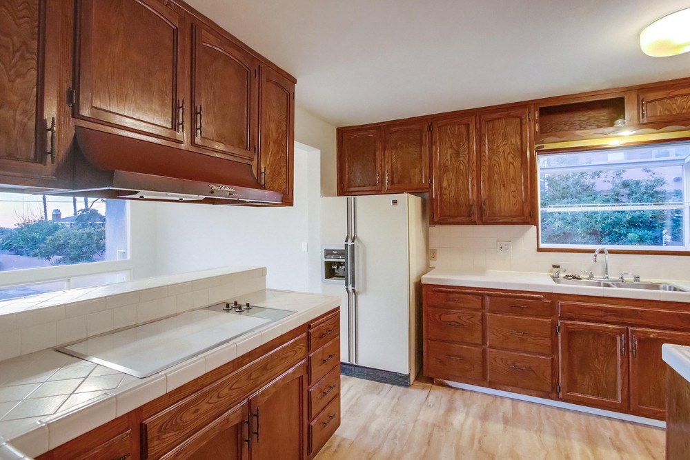 Virtual tour photo 27 of 61 for 1078 Devonshire Dr
