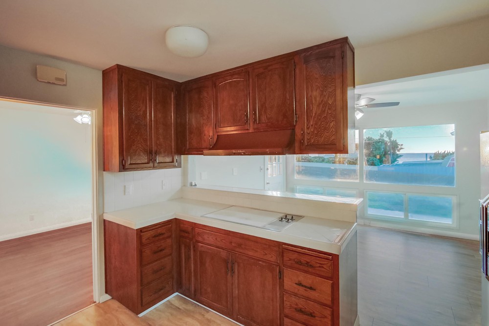 Virtual tour photo 32 of 61 for 1078 Devonshire Dr