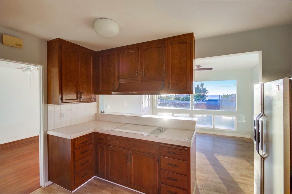 Virtual tour photo 33 of 61 for 1078 Devonshire Dr