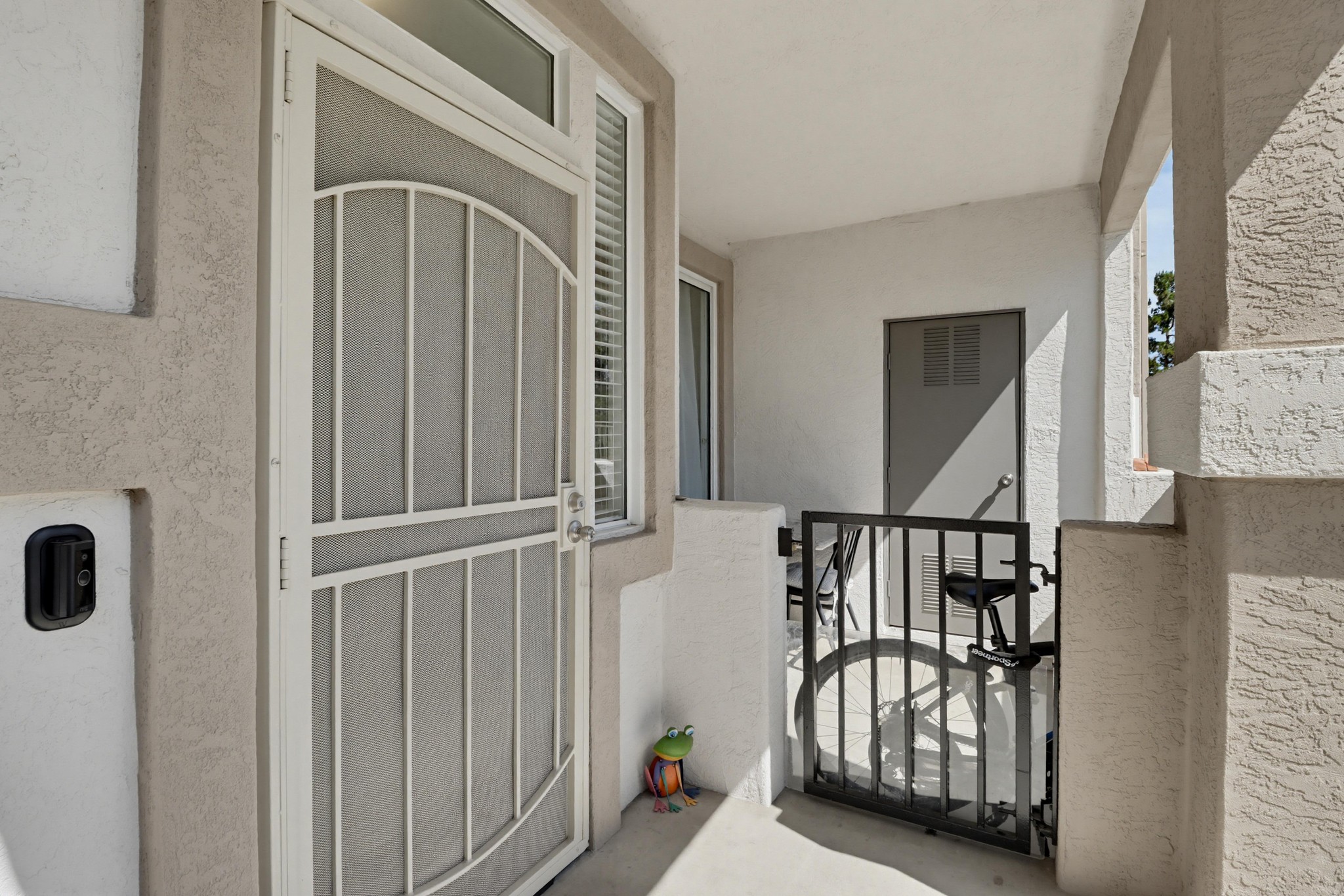 Virtual tour photo 5 of 32 for 10782 Sabre Hill Dr