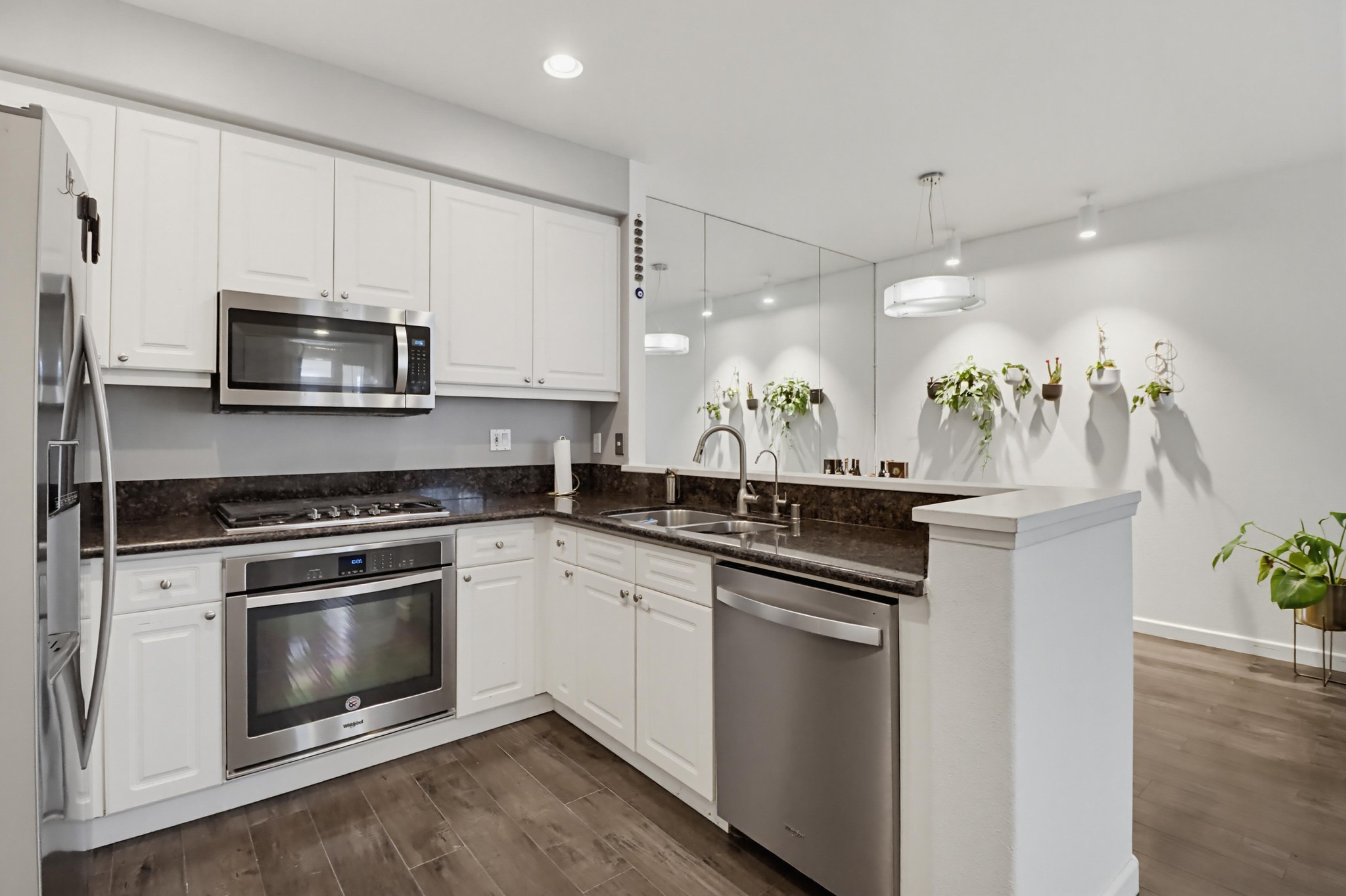 Virtual tour photo 12 of 32 for 10782 Sabre Hill Dr
