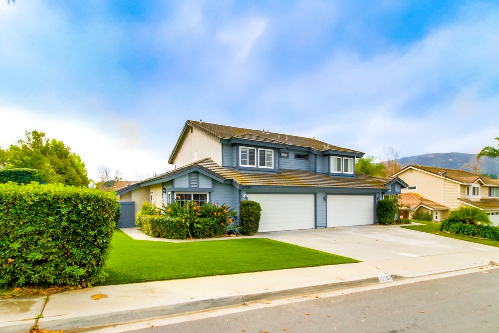 Virtual tour photo 1 of 48 for 10787 Matinal Cir