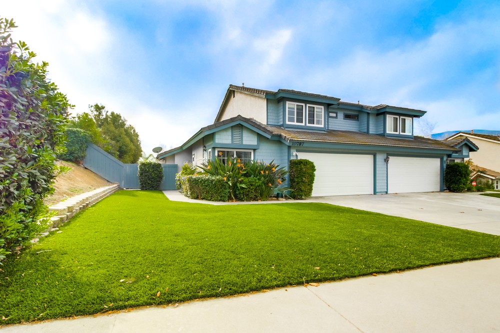 Virtual tour photo 4 of 48 for 10787 Matinal Cir
