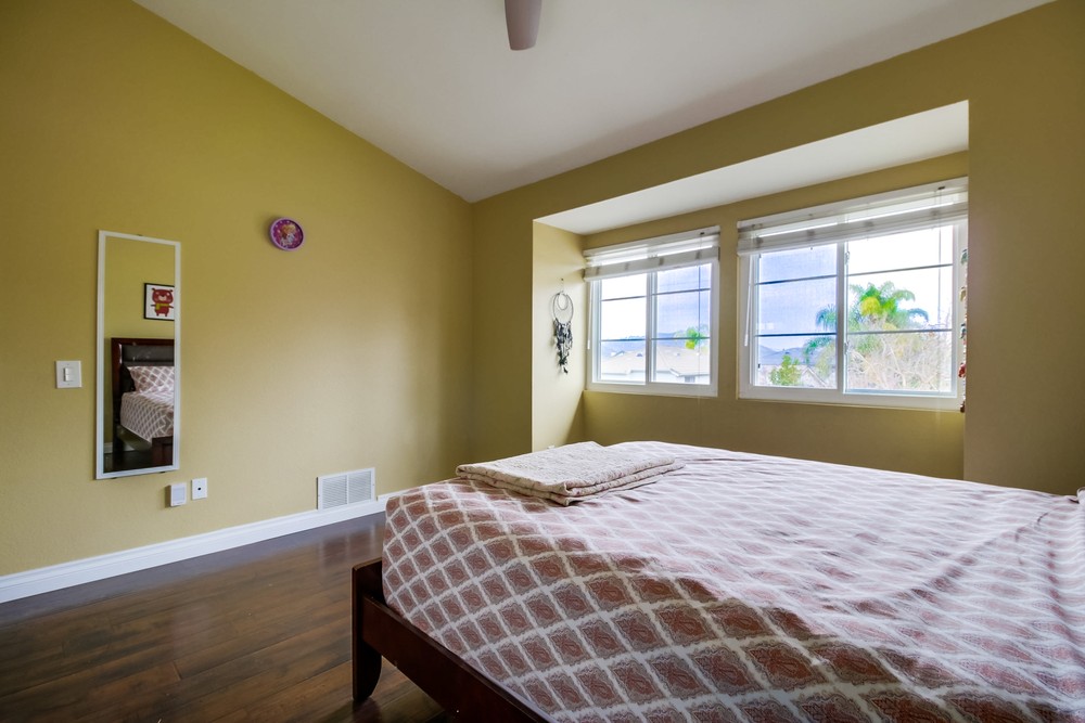 Virtual tour photo 33 of 48 for 10787 Matinal Cir
