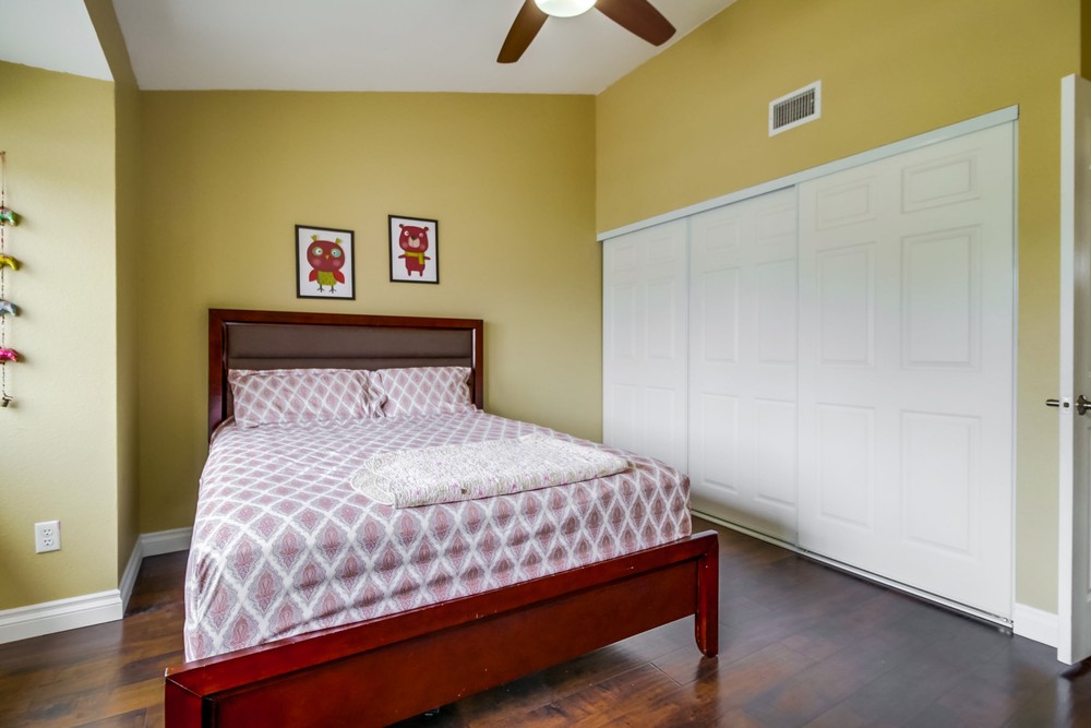 Virtual tour photo 34 of 48 for 10787 Matinal Cir