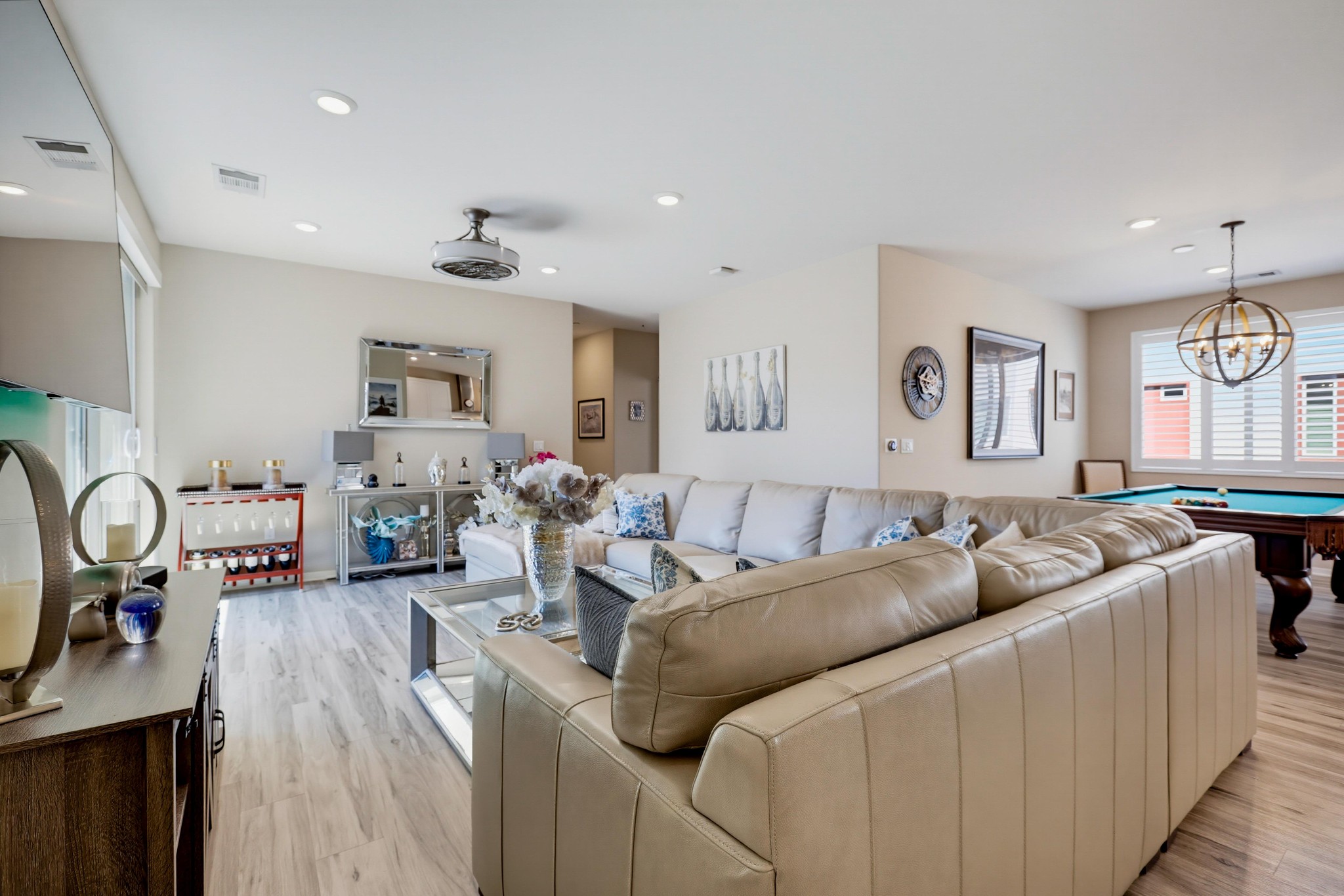 Virtual tour photo 3 of 55 for 108 Tribeca