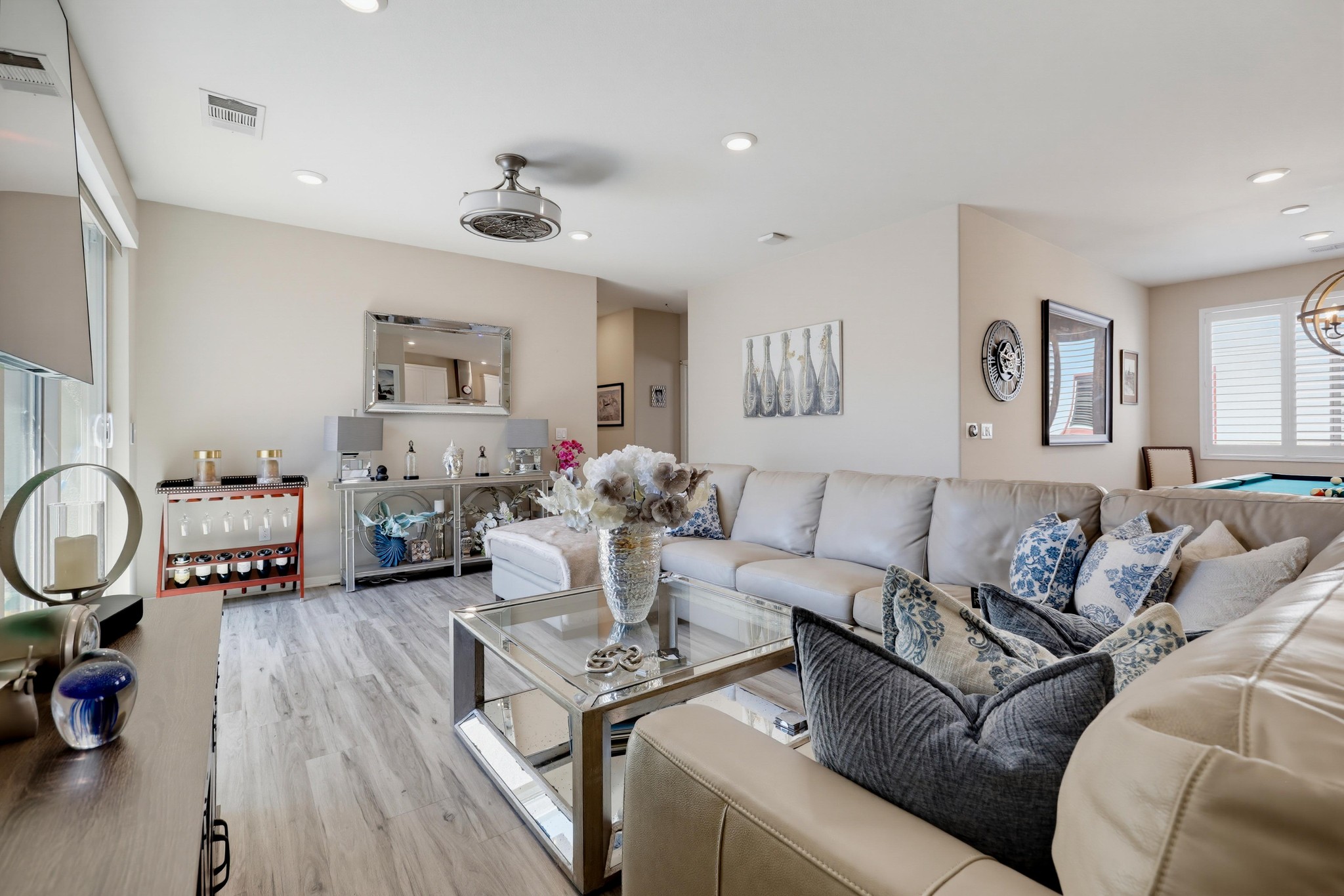 Virtual tour photo 4 of 55 for 108 Tribeca