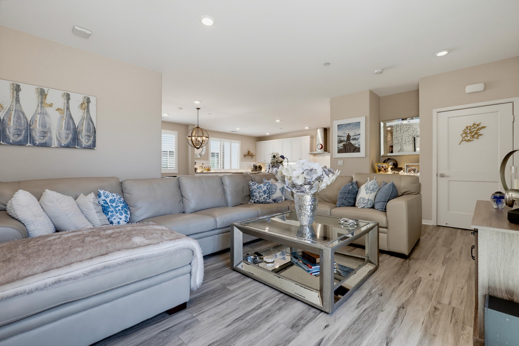 Virtual tour photo 11 of 55 for 108 Tribeca