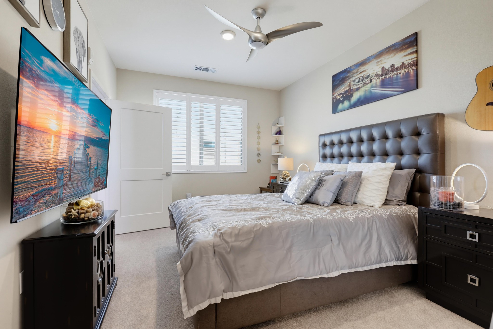 Virtual tour photo 35 of 55 for 108 Tribeca