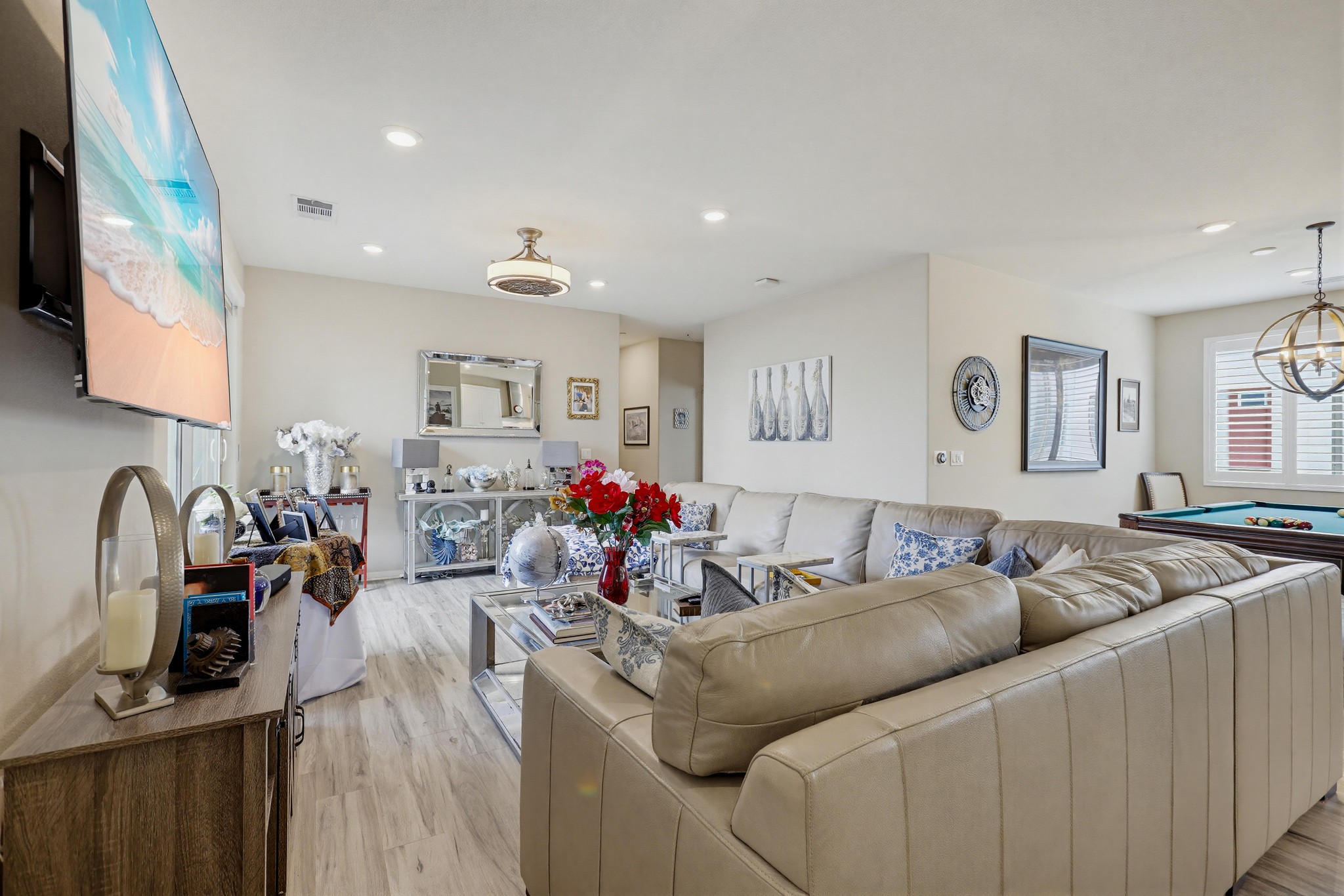 Virtual tour photo 14 of 72 for 108 Tribeca