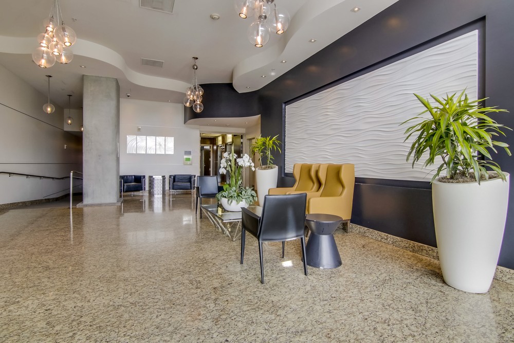 Virtual tour photo 5 of 57 for 1080 Park Blvd