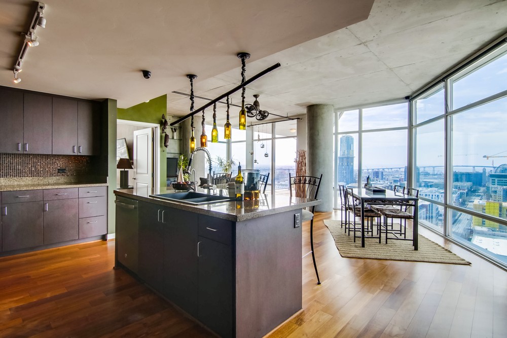 Virtual tour photo 32 of 57 for 1080 Park Blvd