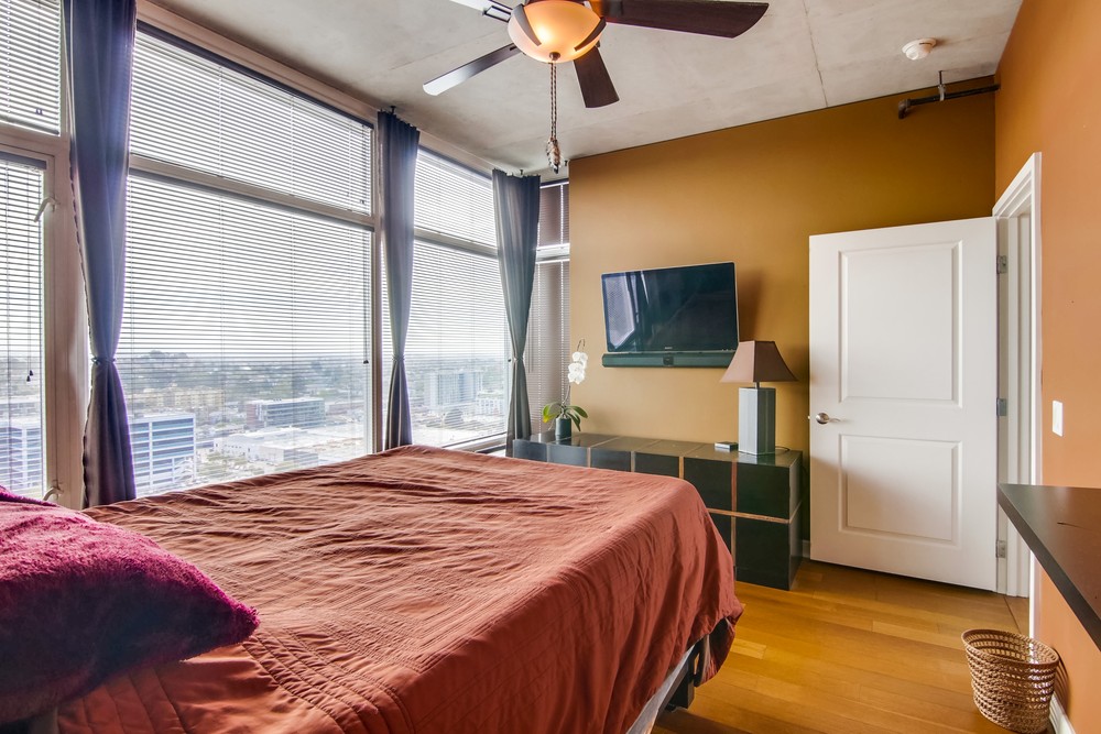 Virtual tour photo 36 of 57 for 1080 Park Blvd